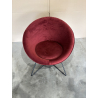 MACABANE - Fauteuil cocooning tissu velours bordeaux pieds croisés métal