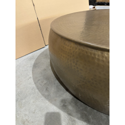 MACABANE - Table basse ronde 106x106cm effet martelé aluminium doré