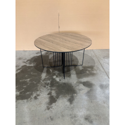 MACABANE - Table basse biseautée 70x70cm mocha pieds graphiques métal noir