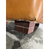 MACABANE - Fauteuil marron CHICAGO vintage cuir pieds bois