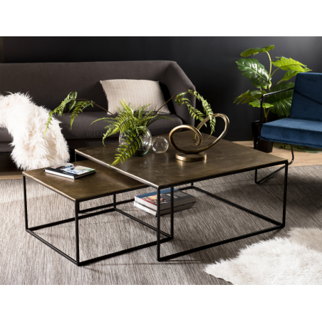 MACABANE - Table carrée aluminium doré pieds métal