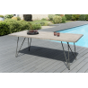 MACABANE - Table de jardin rectangulaire 6/8 personnes en bois teck teinté grisé et pieds en métal