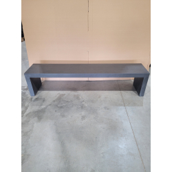 MACABANE - Banc en béton...