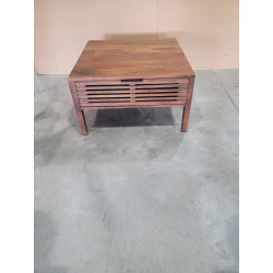 MACABANE - Table basse carrée 70x70cm en manguier 2 tiroirs ajourés